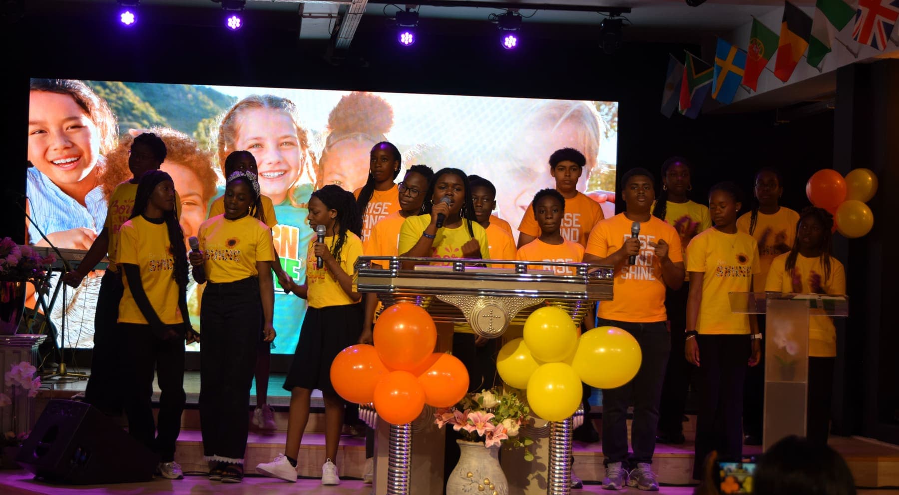 The full stage during the children’s presentation